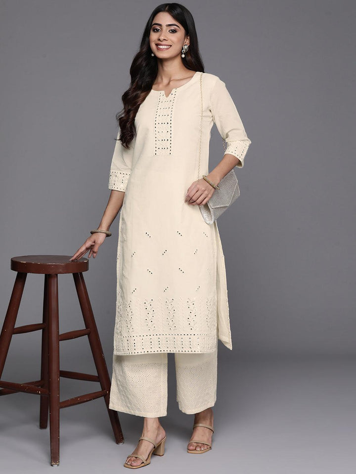 Off White Embroidered Cotton Straight Kurta