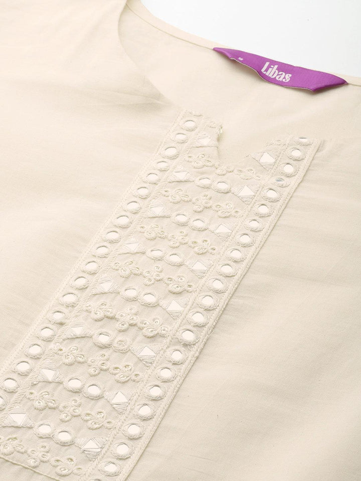 Off White Embroidered Cotton Straight Kurta