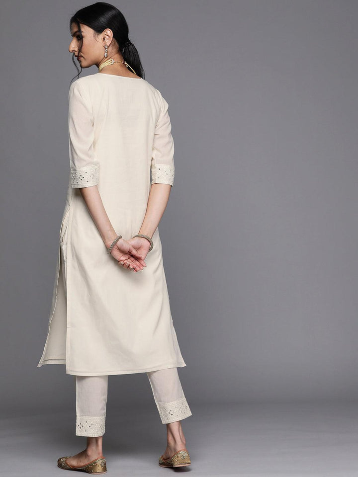 Off White Yoke Design Cotton Kurta - ShopLibas