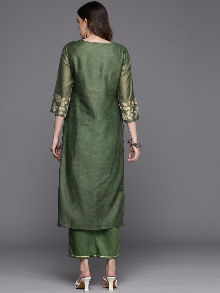 Olive Printed Silk Blend Straight Kurta With Trousers