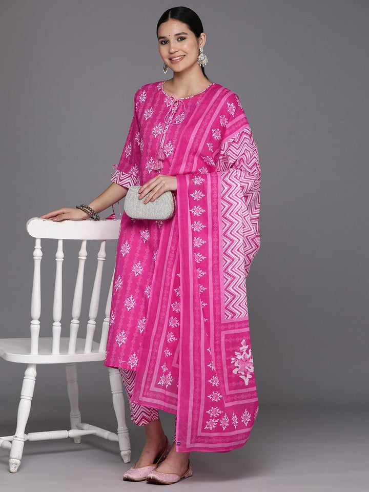 Pink Printed Cotton Straight Suit Set With Trousers - Libas
