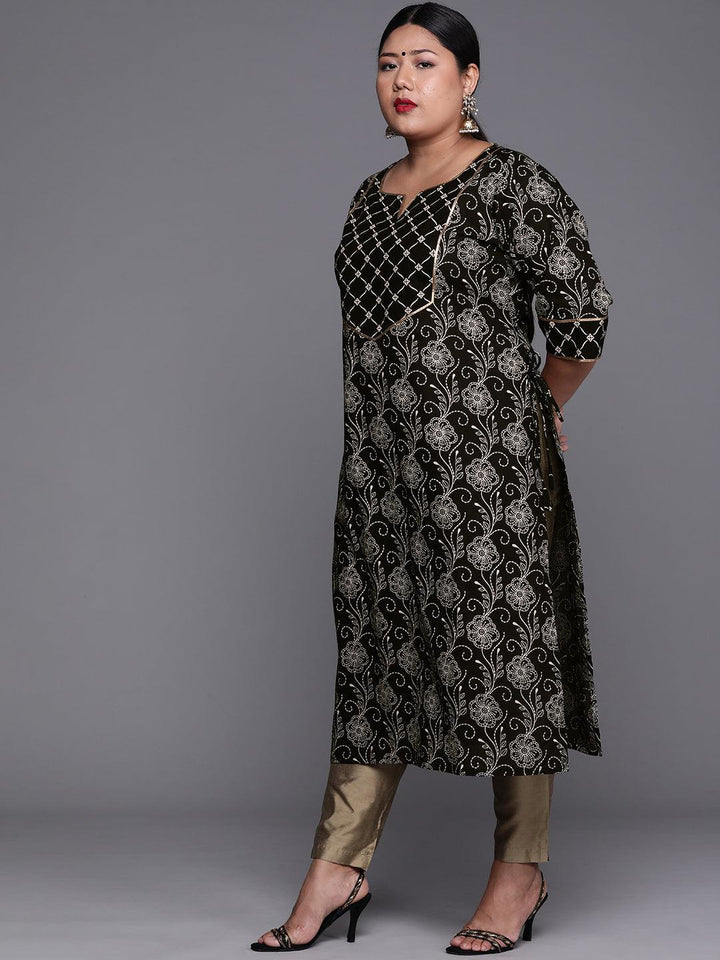 Plus Size Black Yoke Design Cotton Kurta - ShopLibas