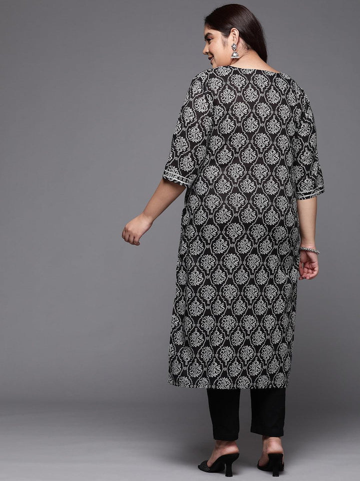 Plus Size Black Yoke Design Cotton Straight Kurta - ShopLibas