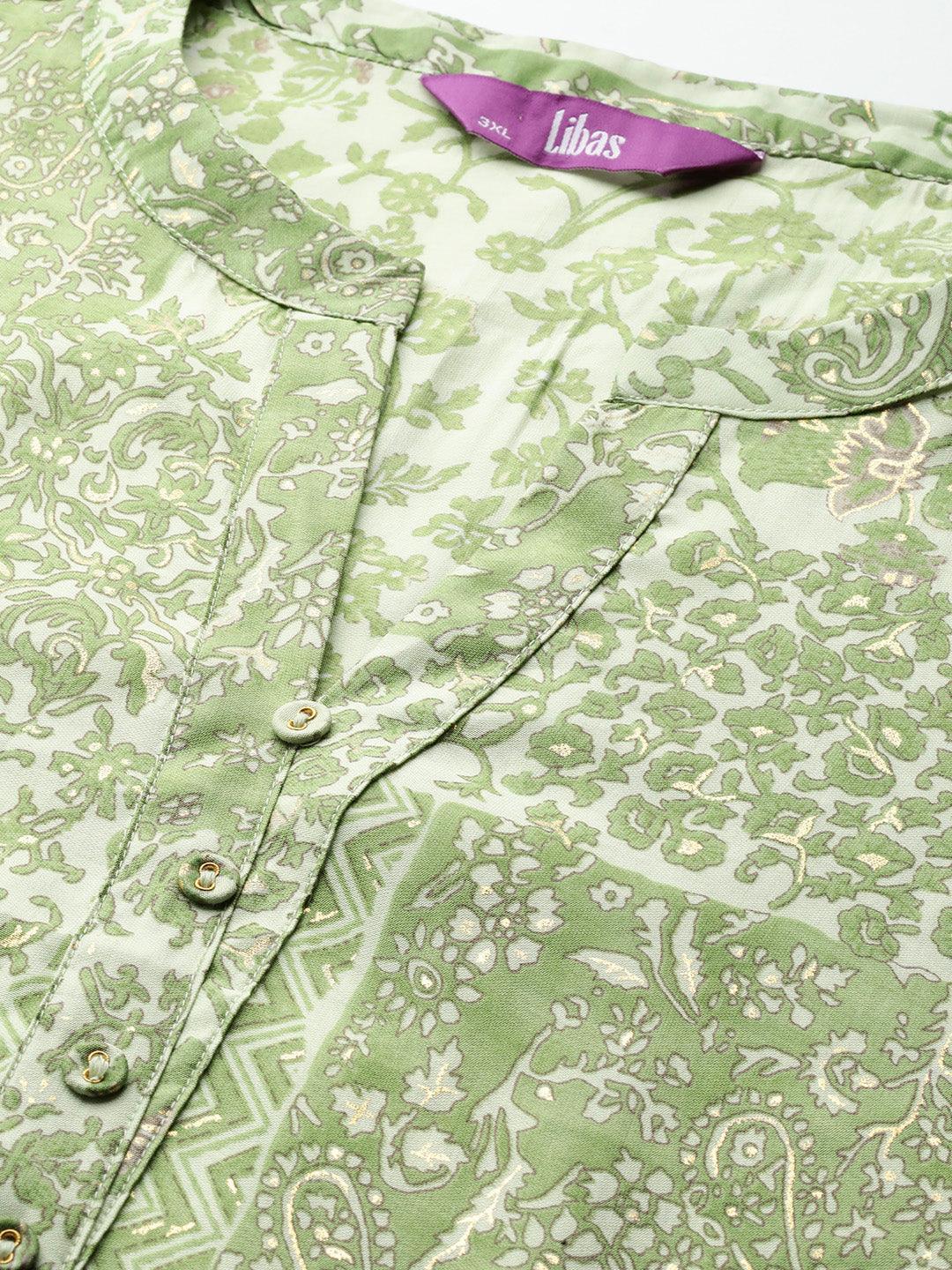 Plus Size Green Printed Silk Straight Kurta - ShopLibas