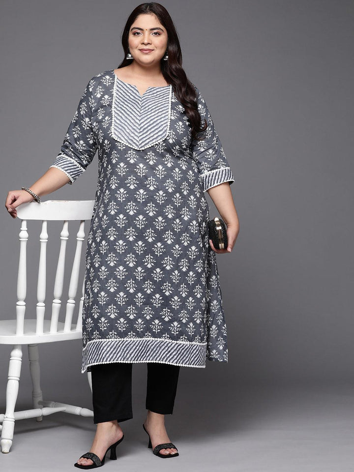Plus Size Grey Printed Cotton Straight Kurta