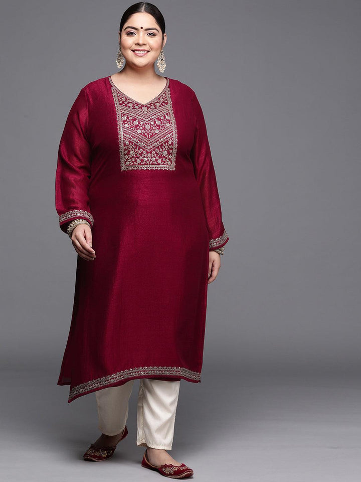 Plus Size Magenta Yoke Design Silk Kurta - ShopLibas