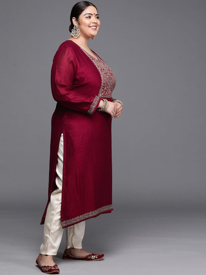 Plus Size Magenta Yoke Design Silk Kurta - ShopLibas