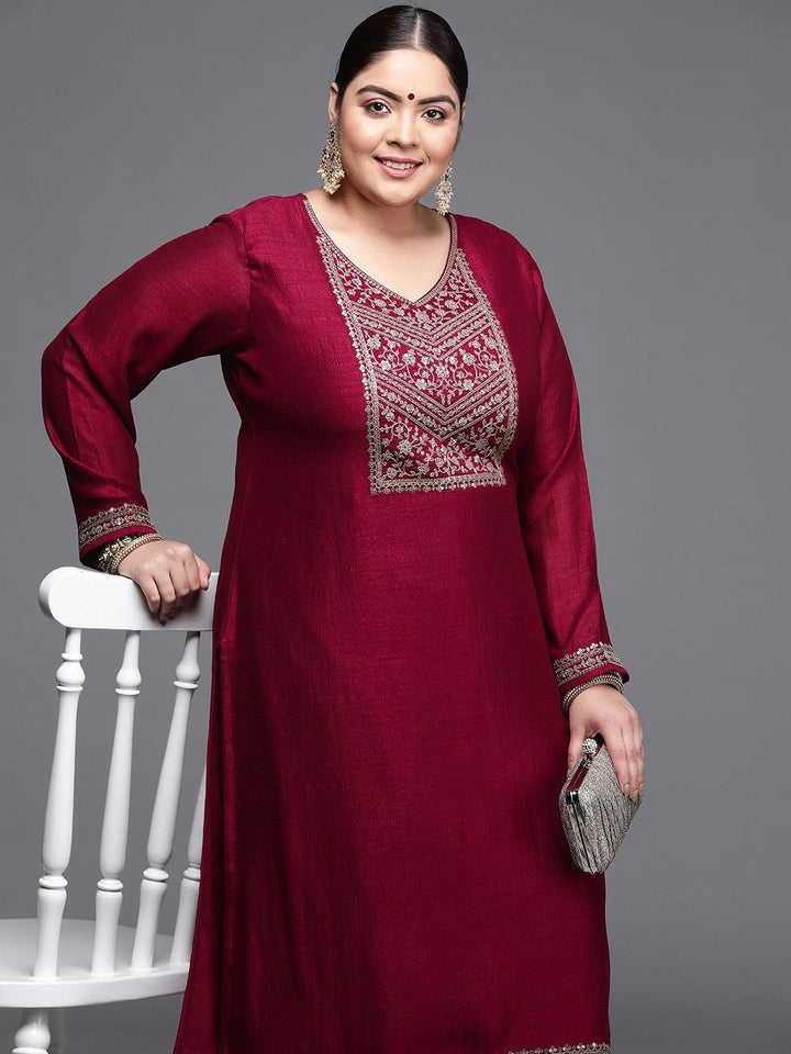 Plus Size Magenta Yoke Design Silk Kurta - ShopLibas