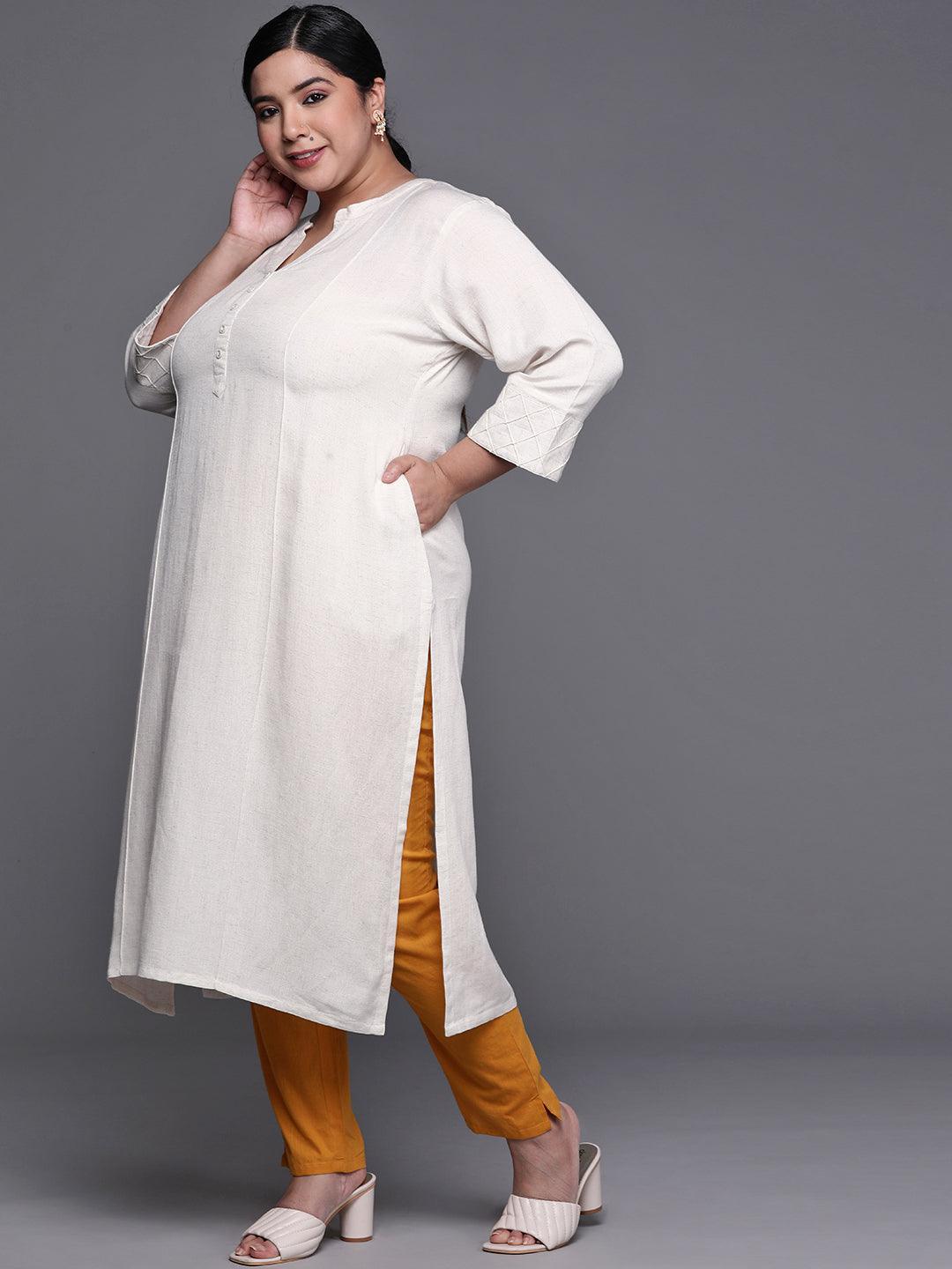 Plus Size Off White Solid Cotton Kurta - ShopLibas 