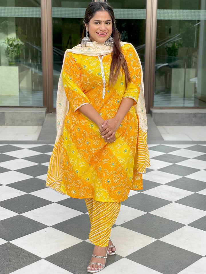 Plus Size Yellow Printed Cotton Suit Set
