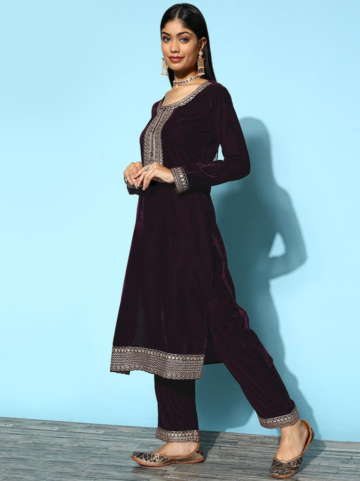 Purple Embroidered Velvet Straight Suit Set - ShopLibas