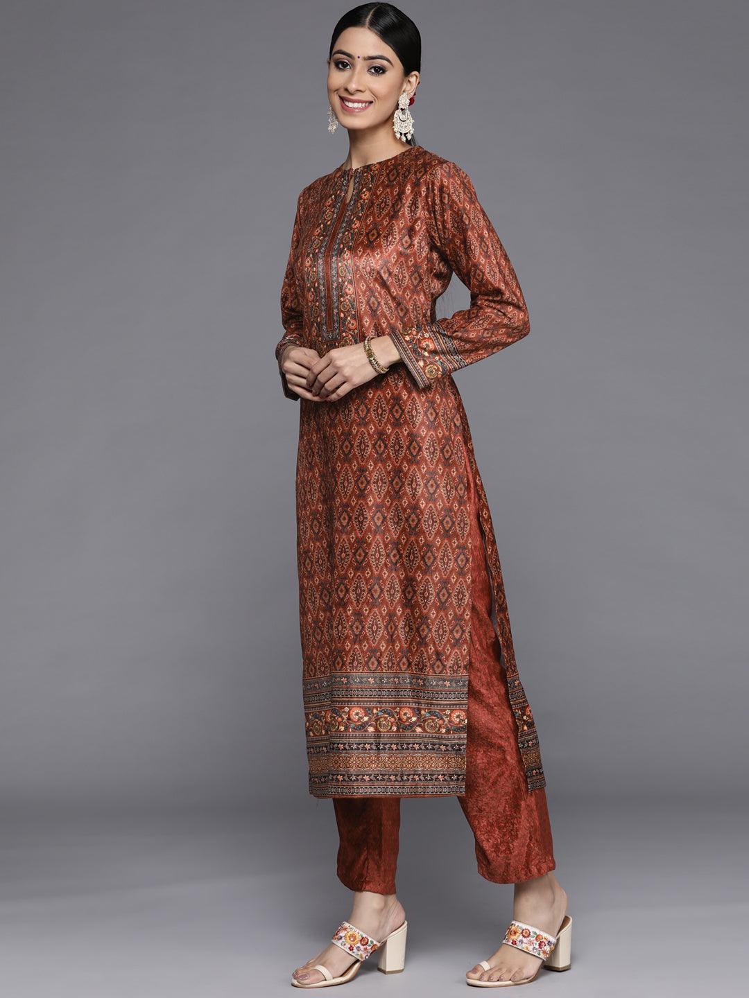 Red Printed Velvet Straight Suit Set With Trousers - Libas 
