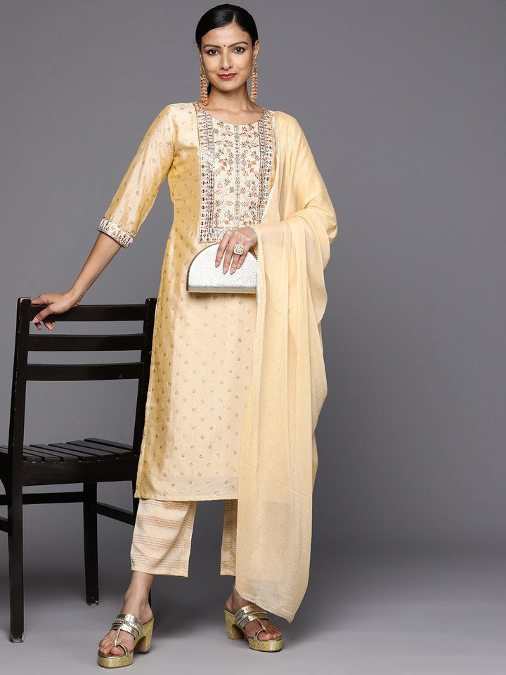 Tan Printed Silk Blend Straight Kurta With Trousers & Dupatta
