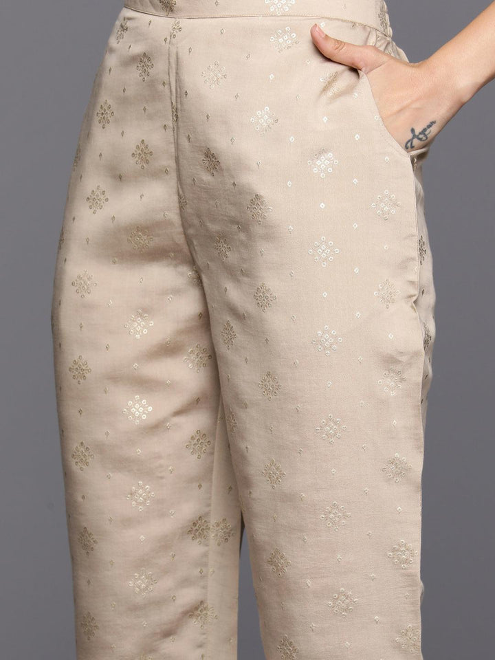 Tan Printed Silk Blend Straight Kurta With Trousers & Dupatta