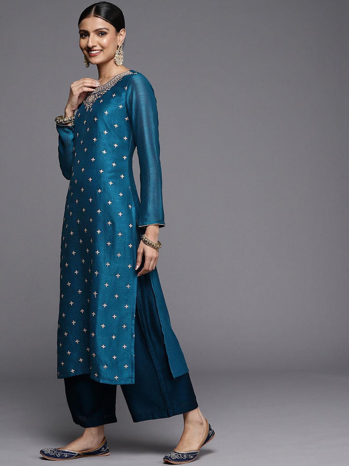 Teal Embroidered Silk Straight Kurta - ShopLibas