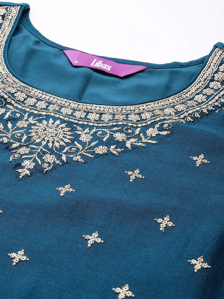 Teal Embroidered Silk Straight Kurta - ShopLibas