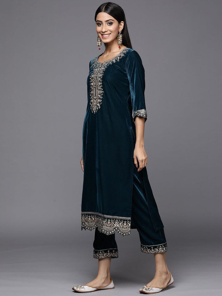 Teal Embroidered Velvet Straight Suit Set - ShopLibas