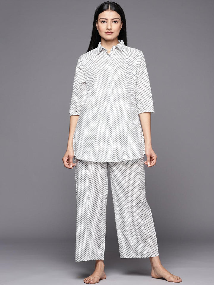 White Printed Cotton Night Suit - ShopLibas