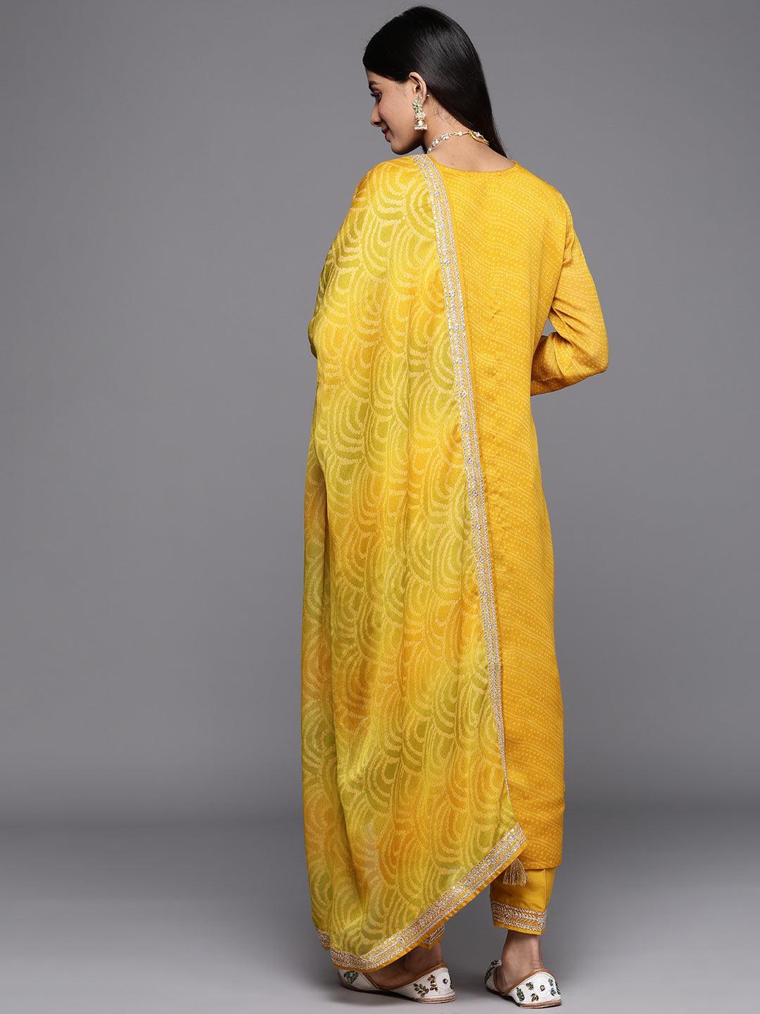 Yellow Printed Chiffon Straight Suit Set With Trousers - ShopLibas 