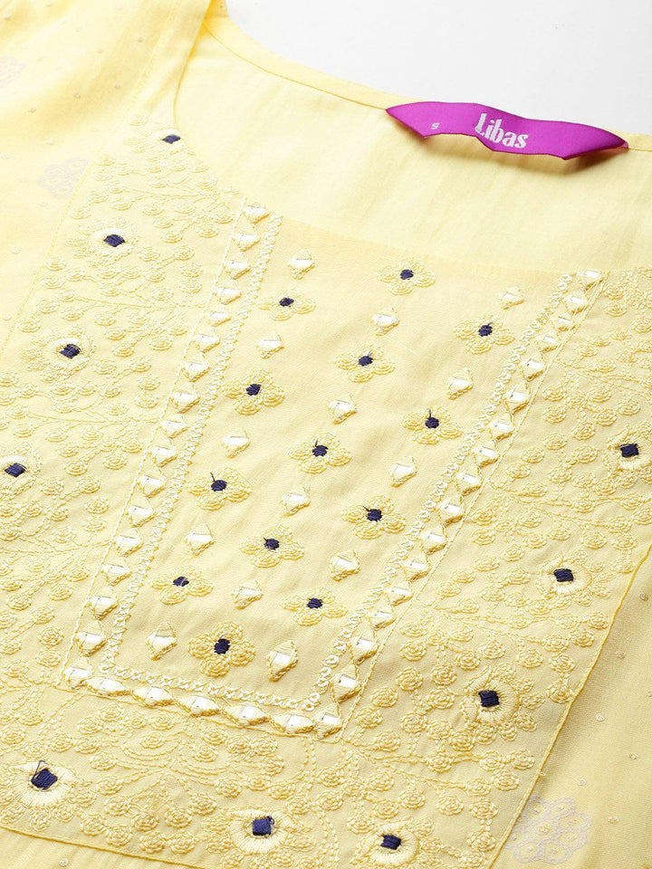 Yellow Printed Silk Blend Straight Kurta With Trousers & Dupatta
